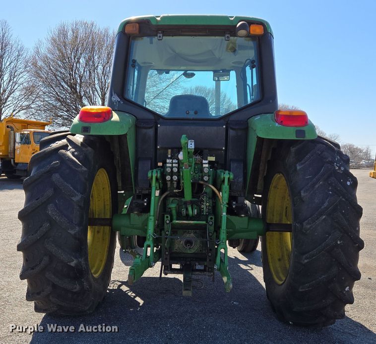 image for item EJ7354 2009 John Deere 6430 tractor