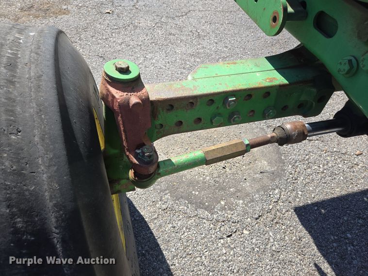 image for item EJ7354 2009 John Deere 6430 tractor