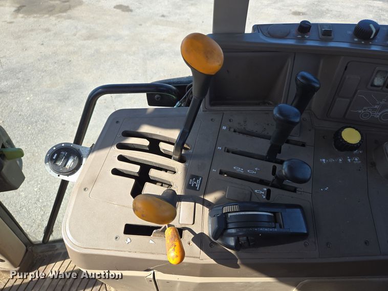 image for item EJ7354 2009 John Deere 6430 tractor