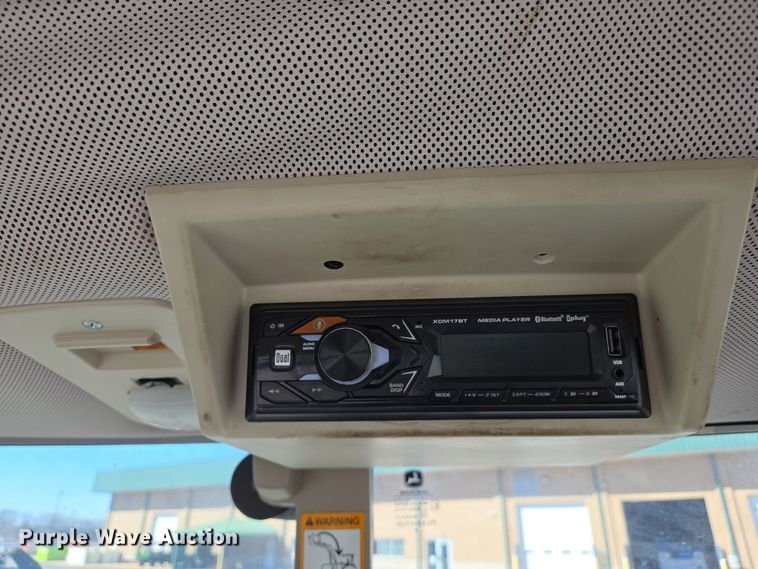 image for item EJ7354 2009 John Deere 6430 tractor