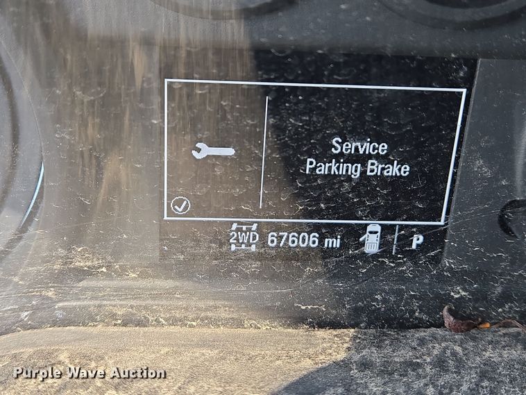 image for item EJ7355 2022 Chevrolet Silverado 1500 Crew Cab pickup truck