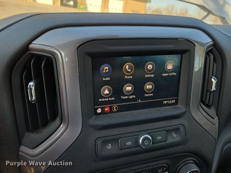 image for item EJ7355 2022 Chevrolet Silverado 1500 Crew Cab pickup truck