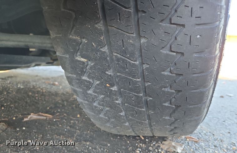 image for item EJ7355 2022 Chevrolet Silverado 1500 Crew Cab pickup truck