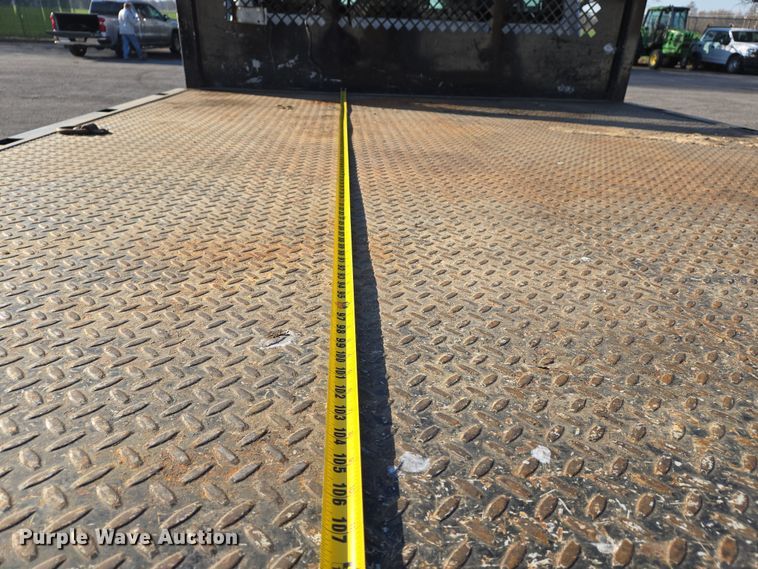 image for item EJ7358 2013 Ford F450 Super Duty XL Crew Cab flatbed truck