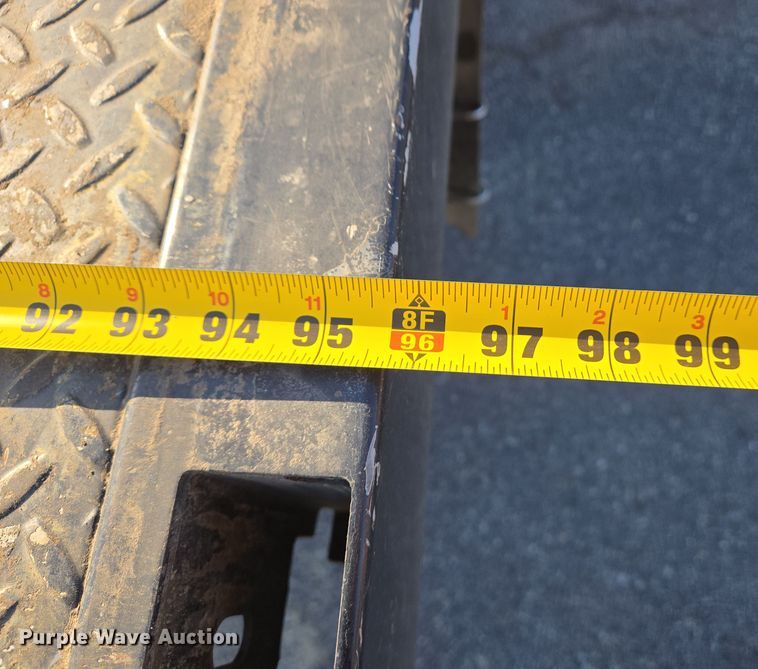 image for item EJ7358 2013 Ford F450 Super Duty XL Crew Cab flatbed truck