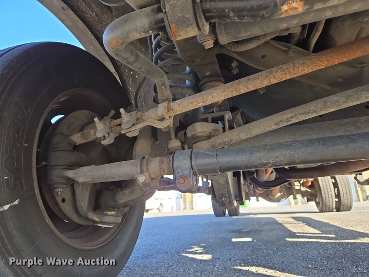 image for item EJ7358 2013 Ford F450 Super Duty XL Crew Cab flatbed truck