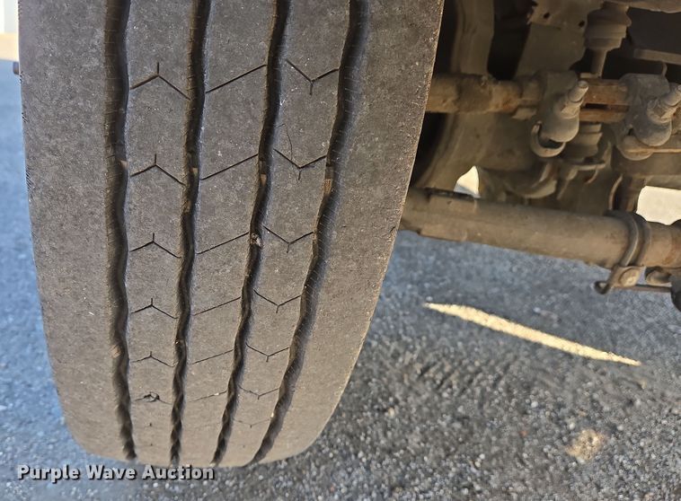 image for item EJ7358 2013 Ford F450 Super Duty XL Crew Cab flatbed truck