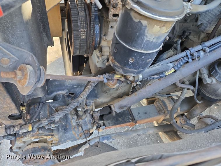 image for item EJ7359 1999 International 2674 semi truck