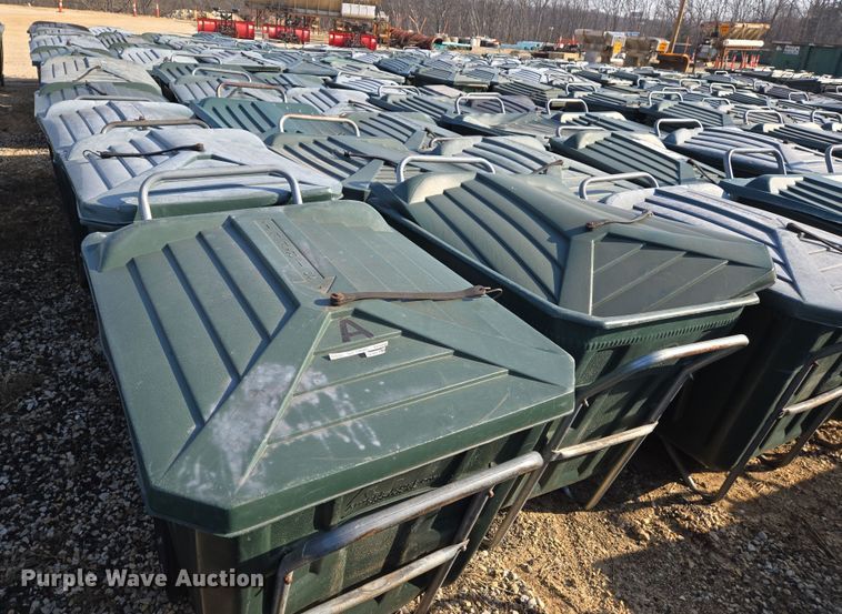 image for item EJ7363 Approximately 50 Ameri-Kart trash carts 