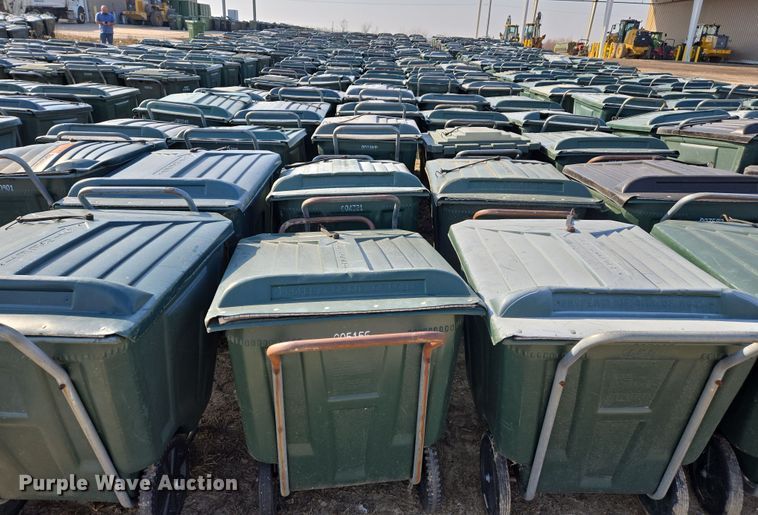 image for item EJ7363 Approximately 50 Ameri-Kart trash carts 