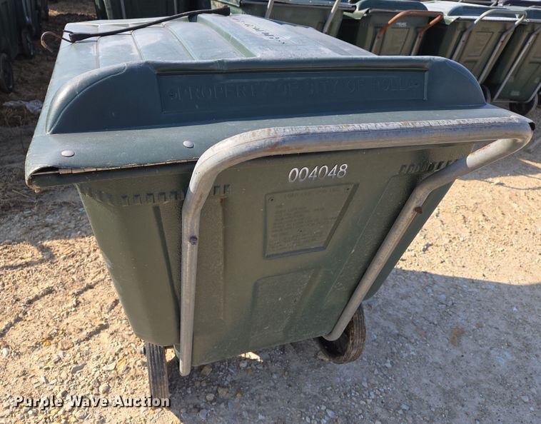 image for item EJ7363 Approximately 50 Ameri-Kart trash carts 