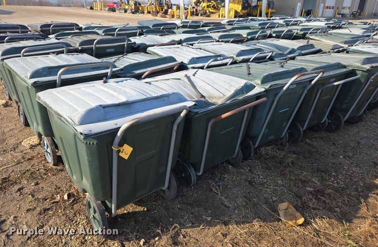image for item EJ7367 Approximately 50 Ameri-Kart trash carts