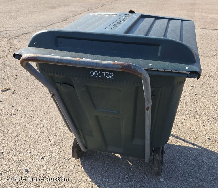 image for item EJ7367 Approximately 50 Ameri-Kart trash carts