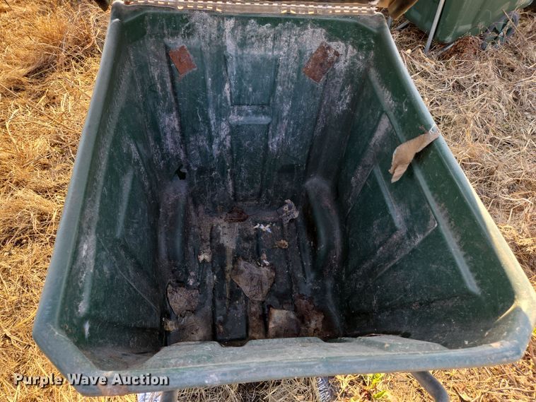 image for item EJ7371 Approximately 50 Ameri-Kart trash carts