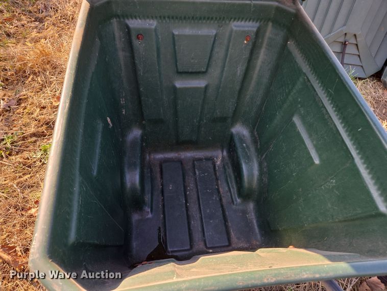 image for item EJ7374 Approximately 50 Ameri-Kart trash carts