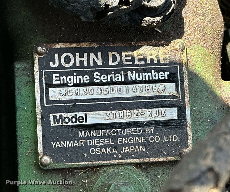 image for item EJ8505 1996 John Deere 770 tractor