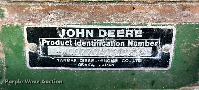 image for item EJ8505 1996 John Deere 770 tractor