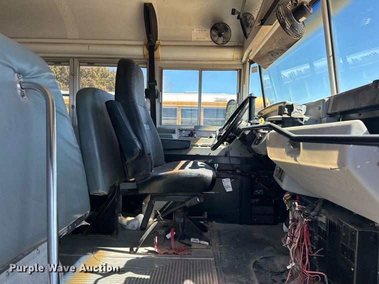 image for item EK0447 2006 Blue Bird school bus