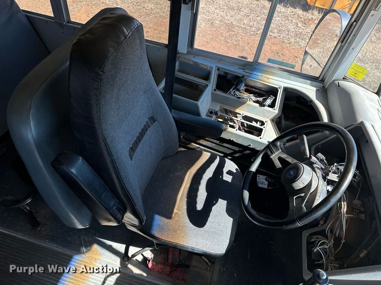 image for item EK0447 2006 Blue Bird school bus