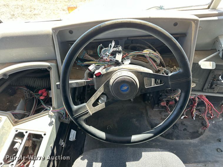 image for item EK0447 2006 Blue Bird school bus