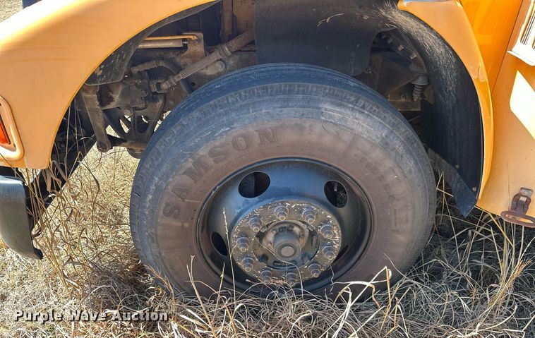 image for item EK0447 2006 Blue Bird school bus