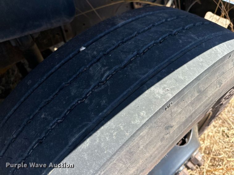 image for item EK0447 2006 Blue Bird school bus