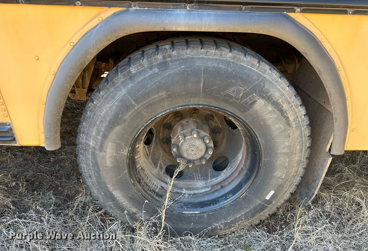 image for item EK0447 2006 Blue Bird school bus