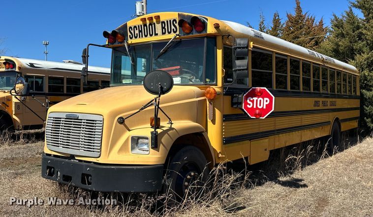 image for item EK0448 2003 Freightliner Thomas Built school bus