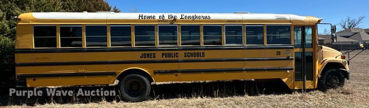 image for item EK0448 2003 Freightliner Thomas Built school bus