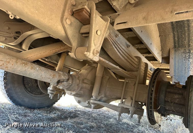 image for item EK0448 2003 Freightliner Thomas Built school bus