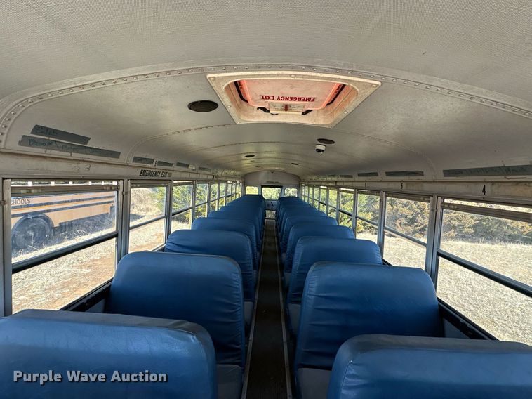 image for item EK0448 2003 Freightliner Thomas Built school bus