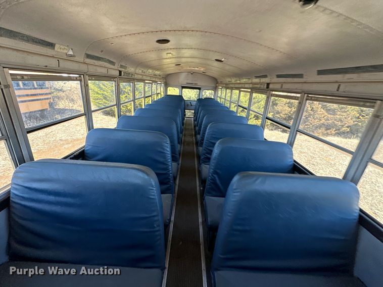 image for item EK0448 2003 Freightliner Thomas Built school bus