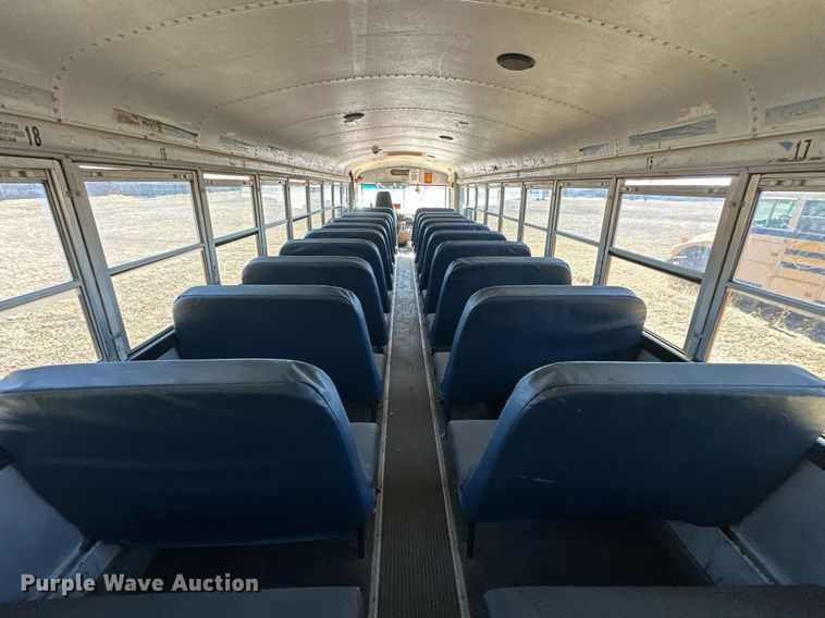 image for item EK0448 2003 Freightliner Thomas Built school bus