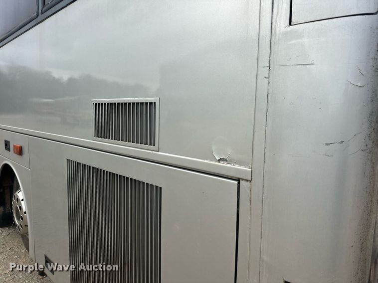 image for item EK0455 1999 Van Hool coach bus