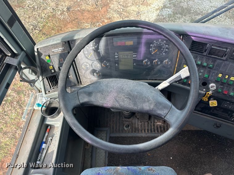 image for item EK0455 1999 Van Hool coach bus