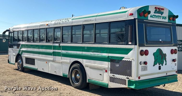 image for item EK0469 2005 Thomas Built Conventional coach bus