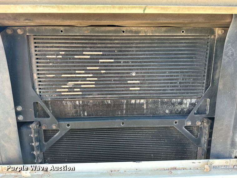 image for item EK0469 2005 Thomas Built Conventional coach bus