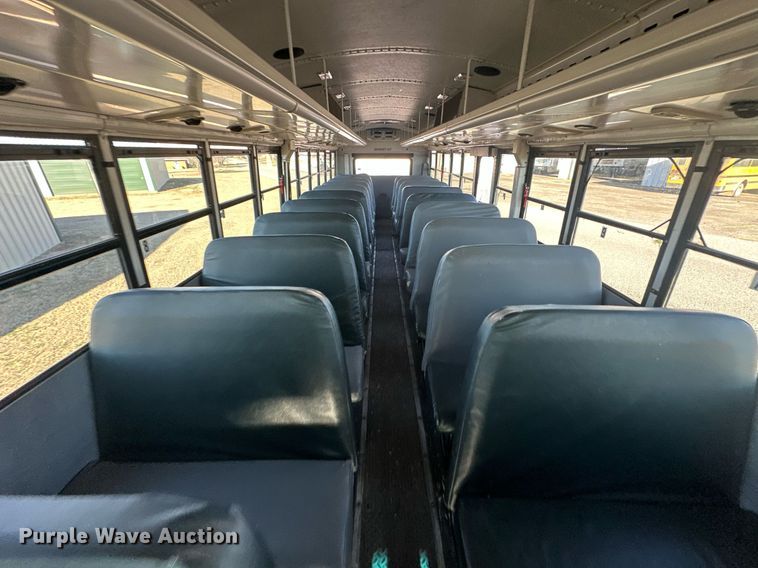 image for item EK0469 2005 Thomas Built Conventional coach bus