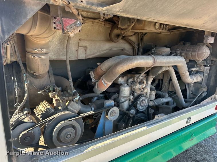 image for item EK0469 2005 Thomas Built Conventional coach bus