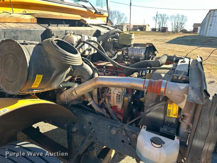 image for item EK0470 2009 Blue Bird Vision school bus