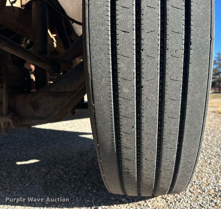 image for item EK0470 2009 Blue Bird Vision school bus