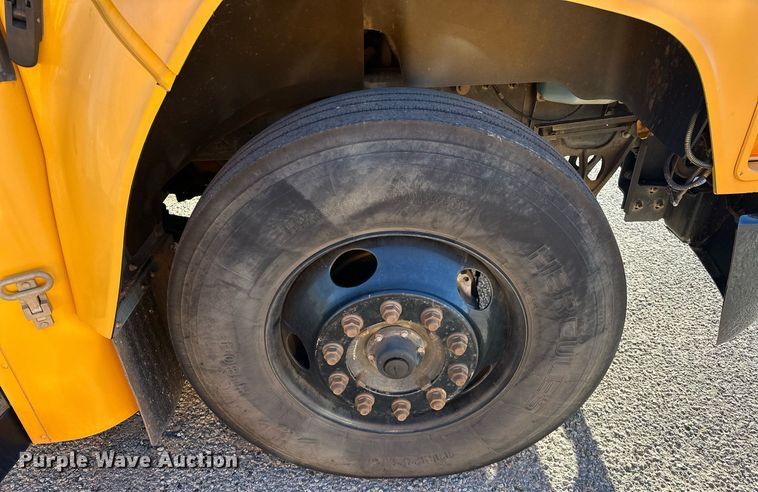 image for item EK0470 2009 Blue Bird Vision school bus