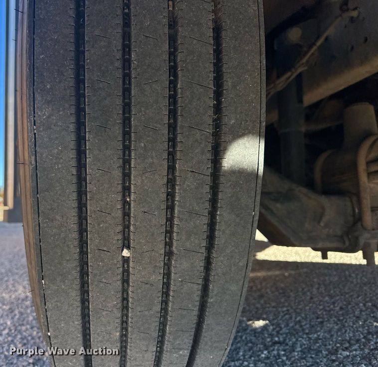 image for item EK0470 2009 Blue Bird Vision school bus