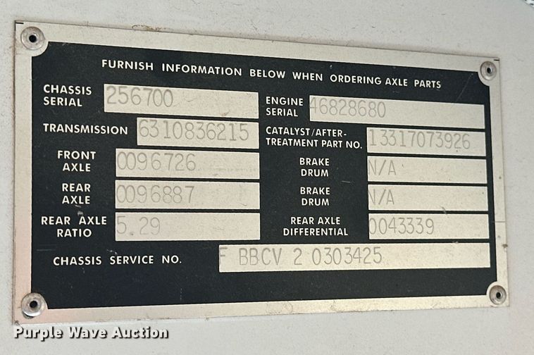 image for item EK0470 2009 Blue Bird Vision school bus