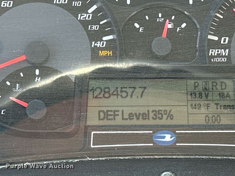 image for item EK0471 2015 Blue Bird All American school bus