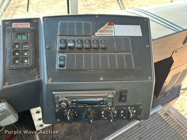 image for item EK0471 2015 Blue Bird All American school bus