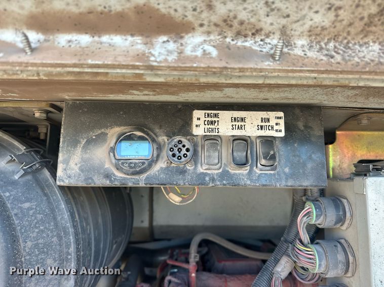 image for item EK0471 2015 Blue Bird All American school bus