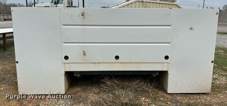 image for item EK0495 Reading SS108D21331 utility bed