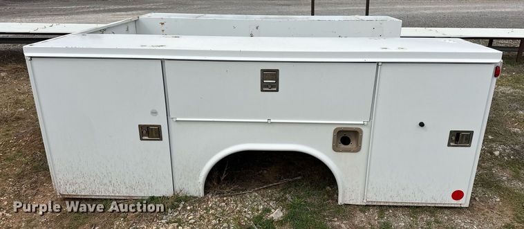 image for item EK0495 Reading SS108D21331 utility bed