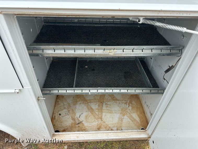 image for item EK0495 Reading SS108D21331 utility bed